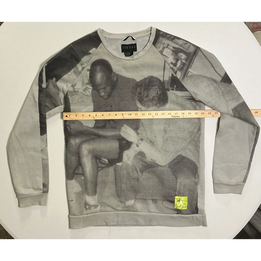 Nike Air Jordan Legacy‎ Tinker Gray AOP Sweatshirt Men's Size L Distressed